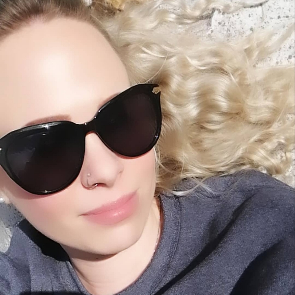 Meet your Posher, Ivana